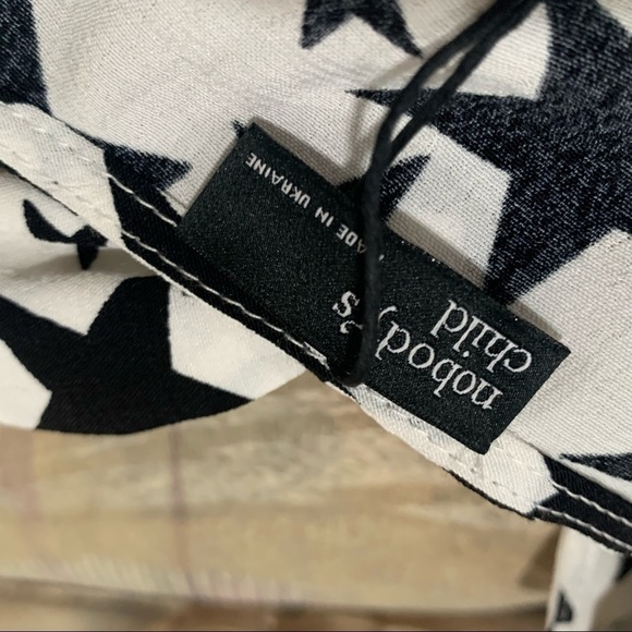 Nobody’s Child V-Neck Star Print With Tie Shoulders Dress - Picture 7 of 8